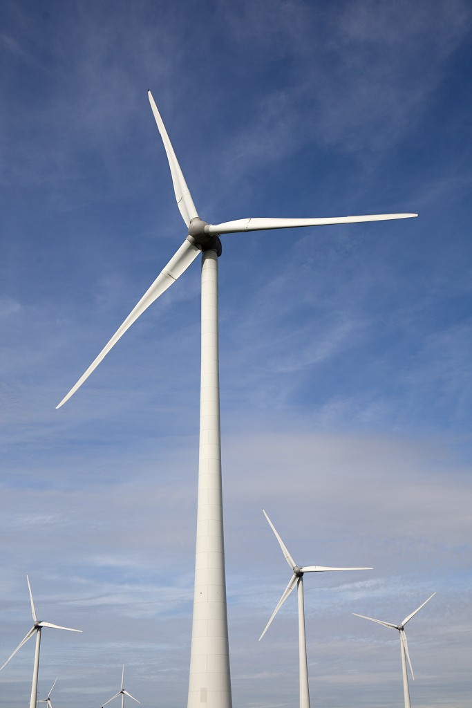 groene energie windmolen windmolens windmolenpark krammer windturbine windturbines windpark leverancier vergelijken zonnepaneel zonnepanelen warmtepomp